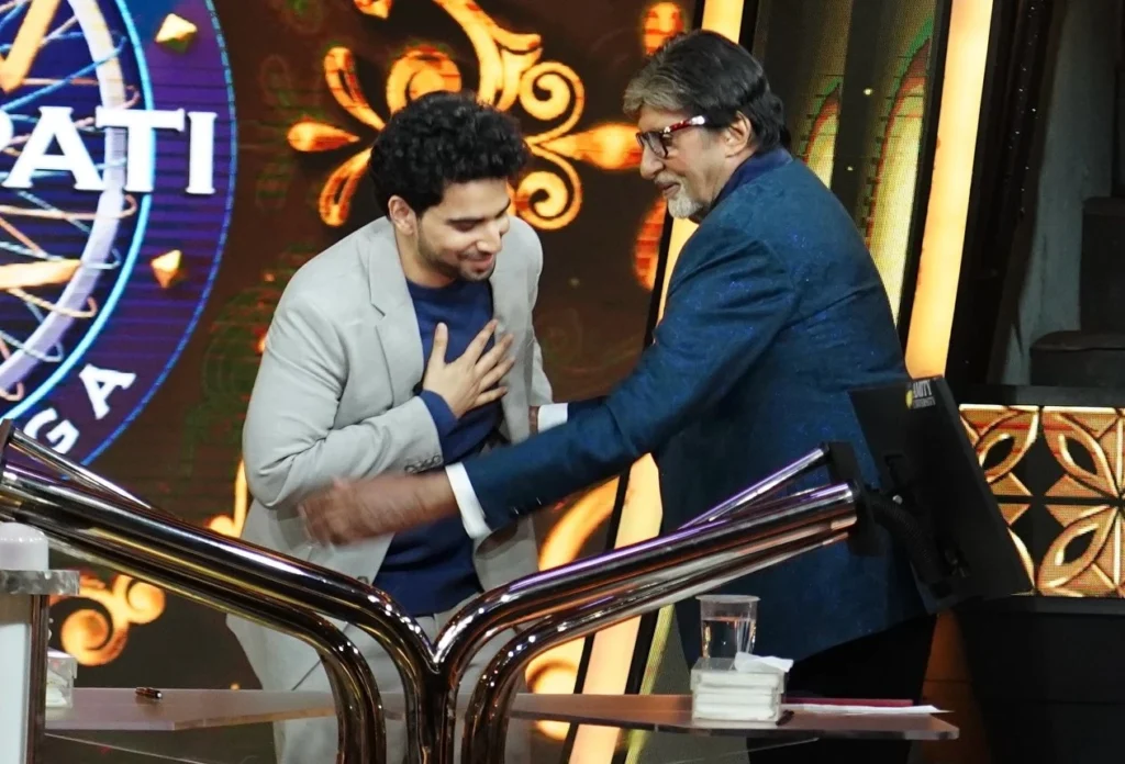 amitabh bachan with samay raina in KBC