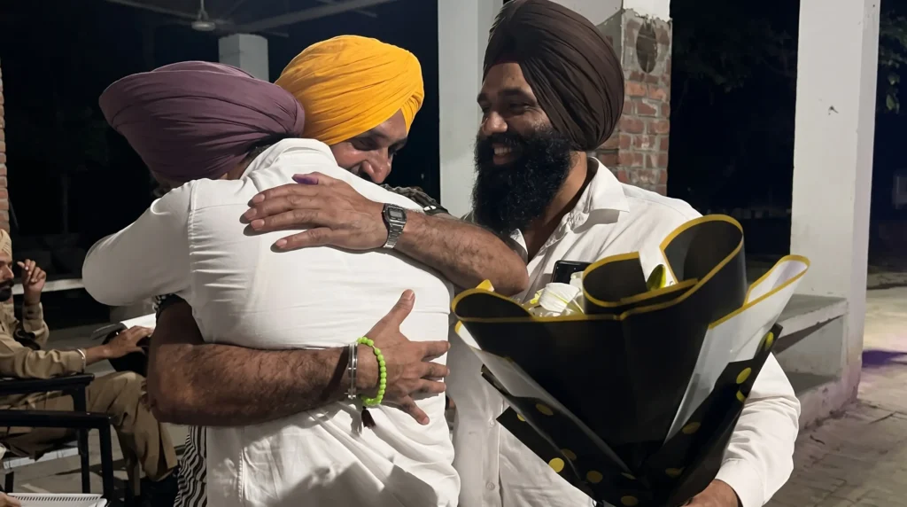 vlogger Jaan mahal with his son and brother after his jail relased