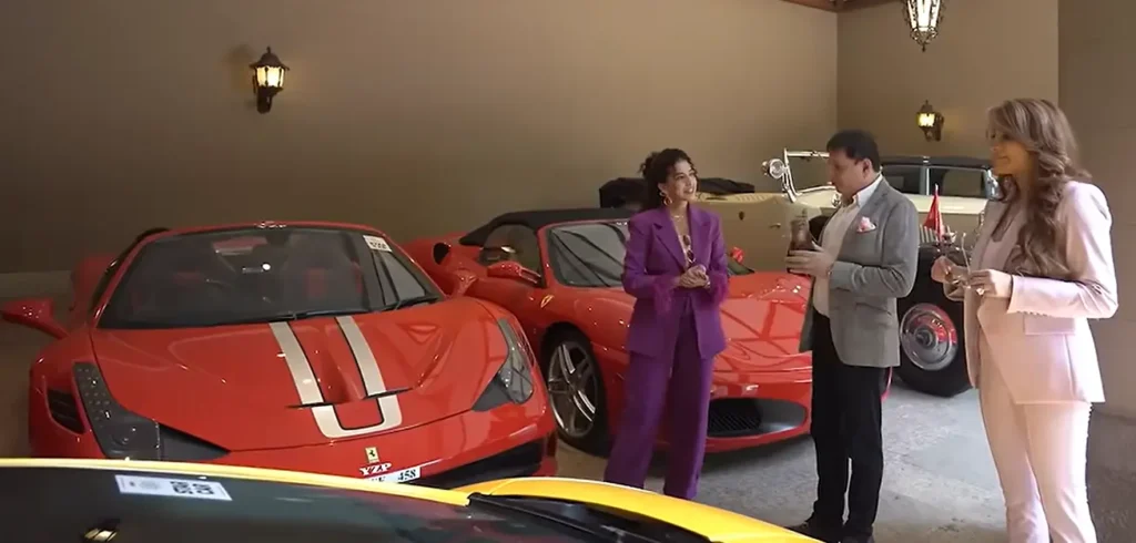 Youtuber Kamiya Janiwith Billioniare Yohan Poonawalla car collection