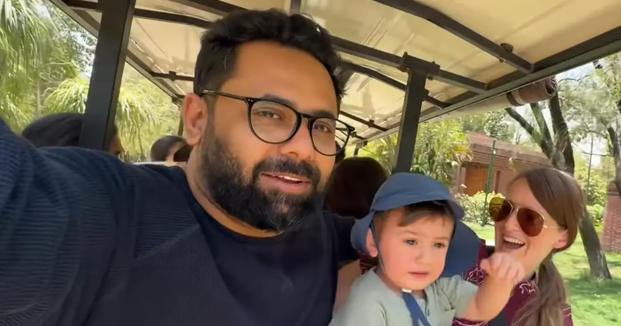 Mohit Manocha (Traveling Desi) with wife and son